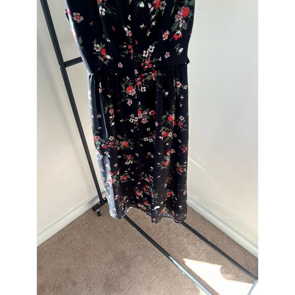 Small Lenon Floral Flutter Sleeve Dress NWT - Picture 14 of 16